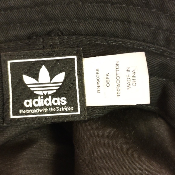 Unisex**Adidas Classic Black Bucket Hat - Picture 9 of 11
